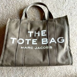 Barely used Authentic Marc Jacobs the Tote Bag